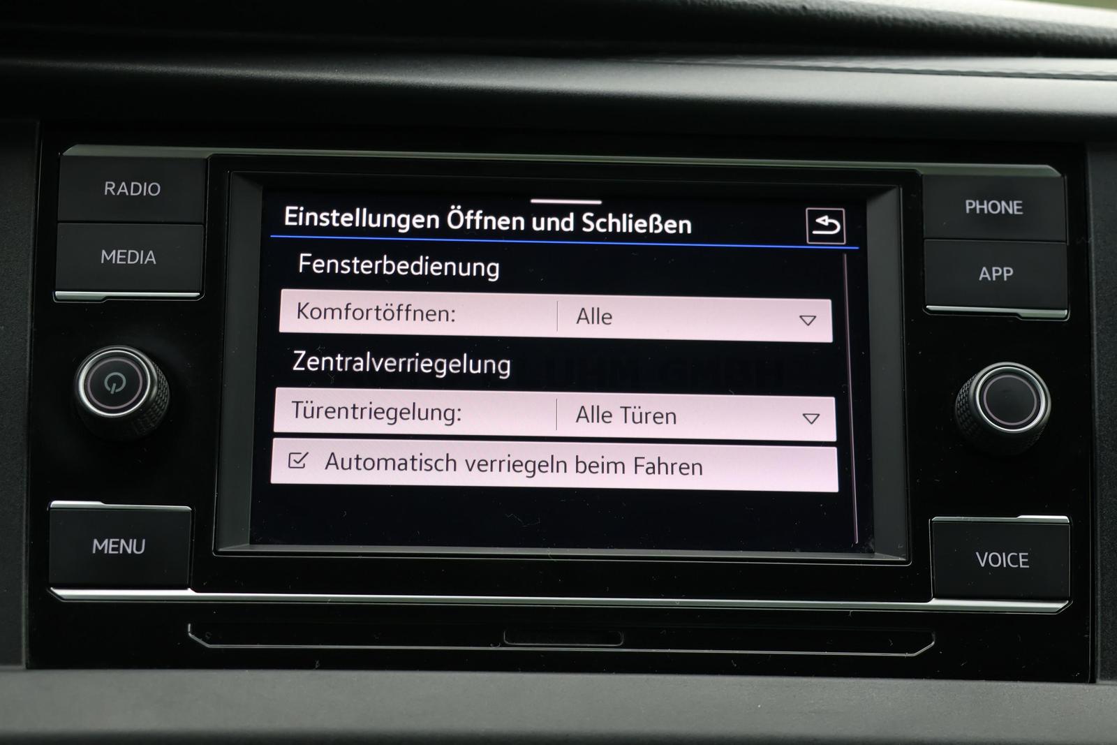 Volkswagen T6. TDI-SCR Kasten KR Klima AHK 2,5T 3-Sitze Cam