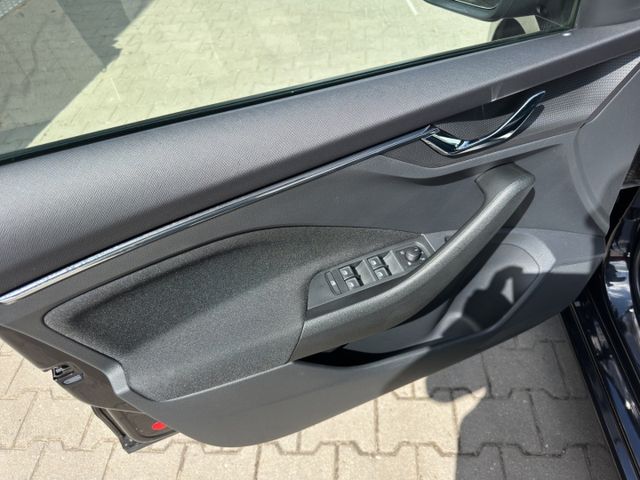 Scala Style 1.0TSi SG 85kW LED PanorDach PDC hin