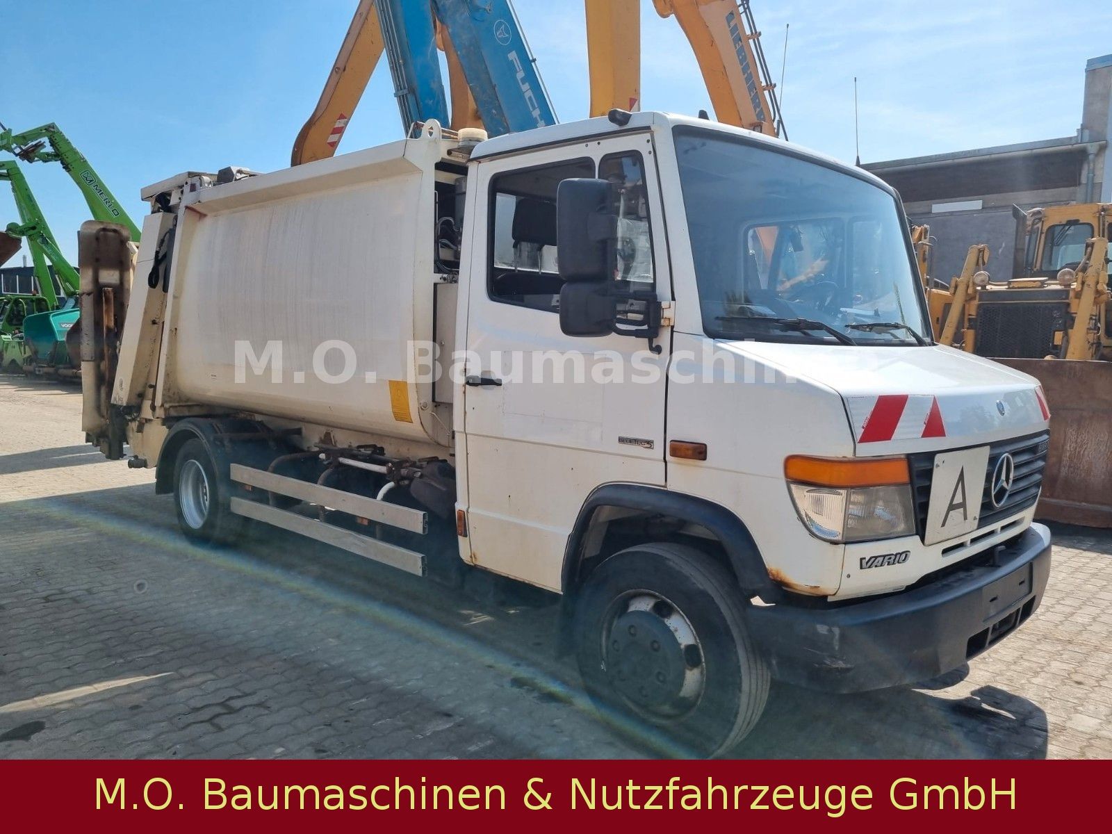 Fahrzeugabbildung Mercedes-Benz Vario 818 D / Euro 5  / Zöller Micro XL /