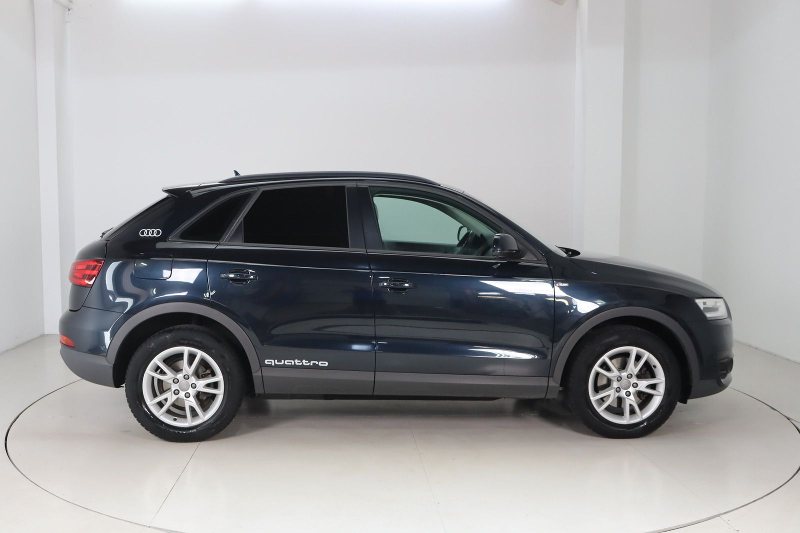 Fahrzeugabbildung Audi Q3 2.0 TFSI S tronic quattro * Standhzg. *
