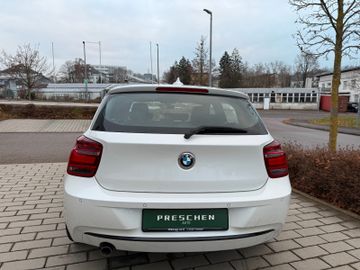 BMW 120 - 6