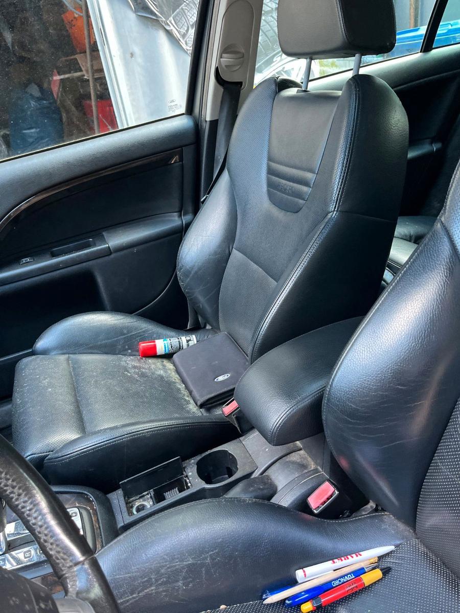 Ford Mondeo 2005 — photo 9