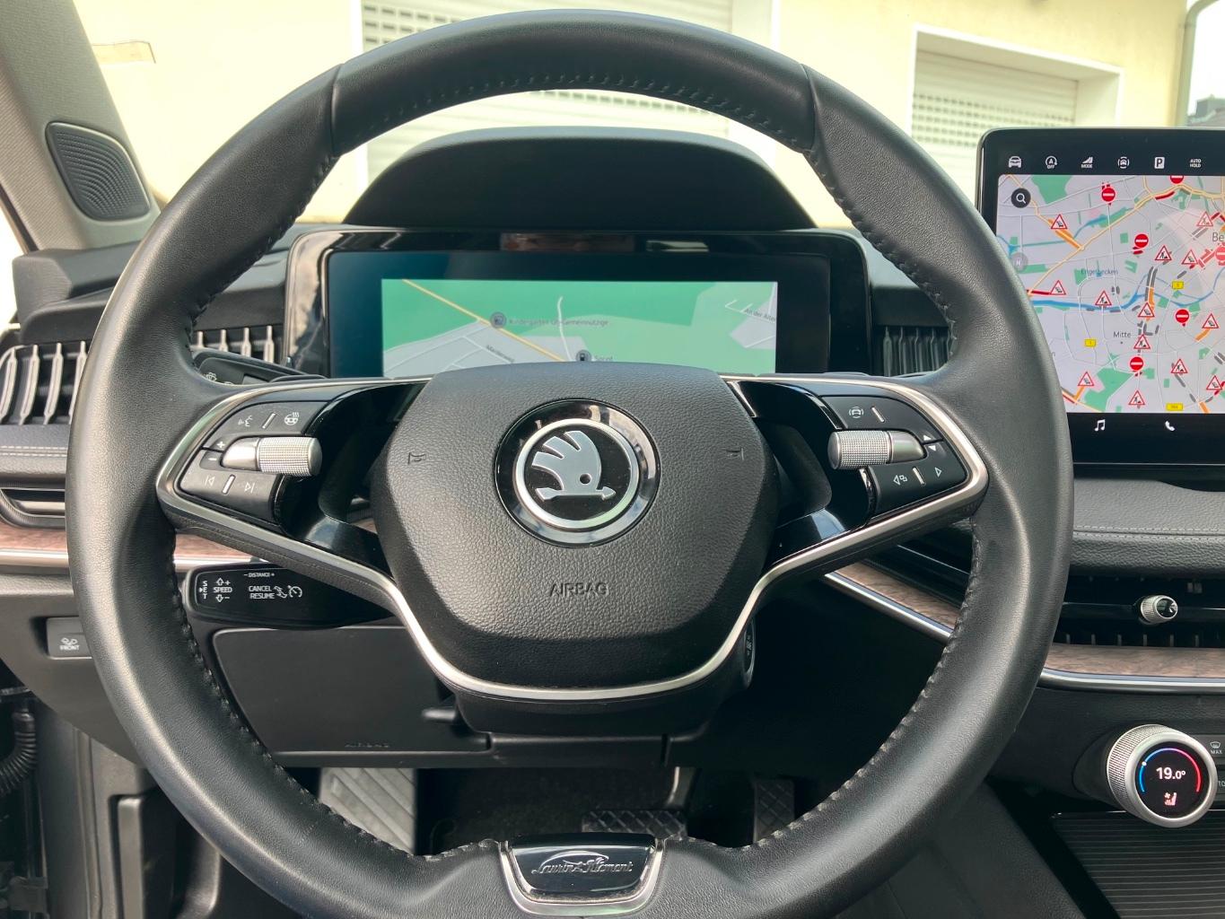 Skoda Superb 2.0 TSI Laurin&Klement 4x4 DSG Panorama M