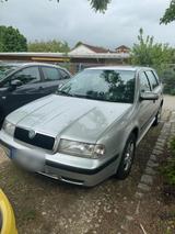 Skoda Octavia - gebrauchte Skoda Octavia aus dem Jahr 1999