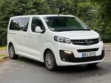 Opel Zafira Life / Vivaro Kombi M 9-Sitzer AHK Navi - Opel Zafira Life von privat