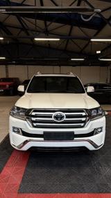 Toyota Land Cruiser 200 4.5 v8 diesel 2018 - Toyota Land Cruiser mit Diesel-Antrieb: 4.5