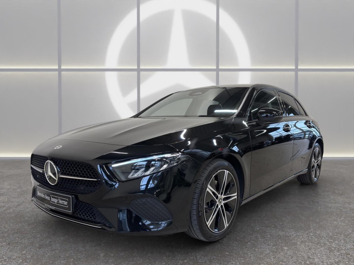 Mercedes-Benz A 180 PROGRESSIVE LINE ADVANCED PLUS NIGHT+WINTE