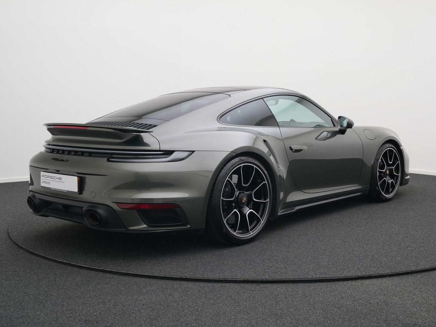 Porsche 992 Turbo S imagem 3