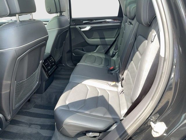 Touareg Elegance eHybrid 4M. AHK 360° HUD PANO