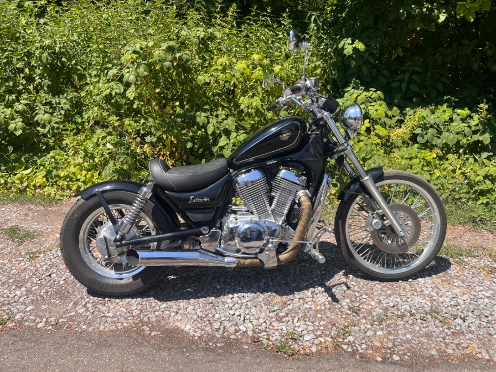 Suzuki Intruder Bobber Style
