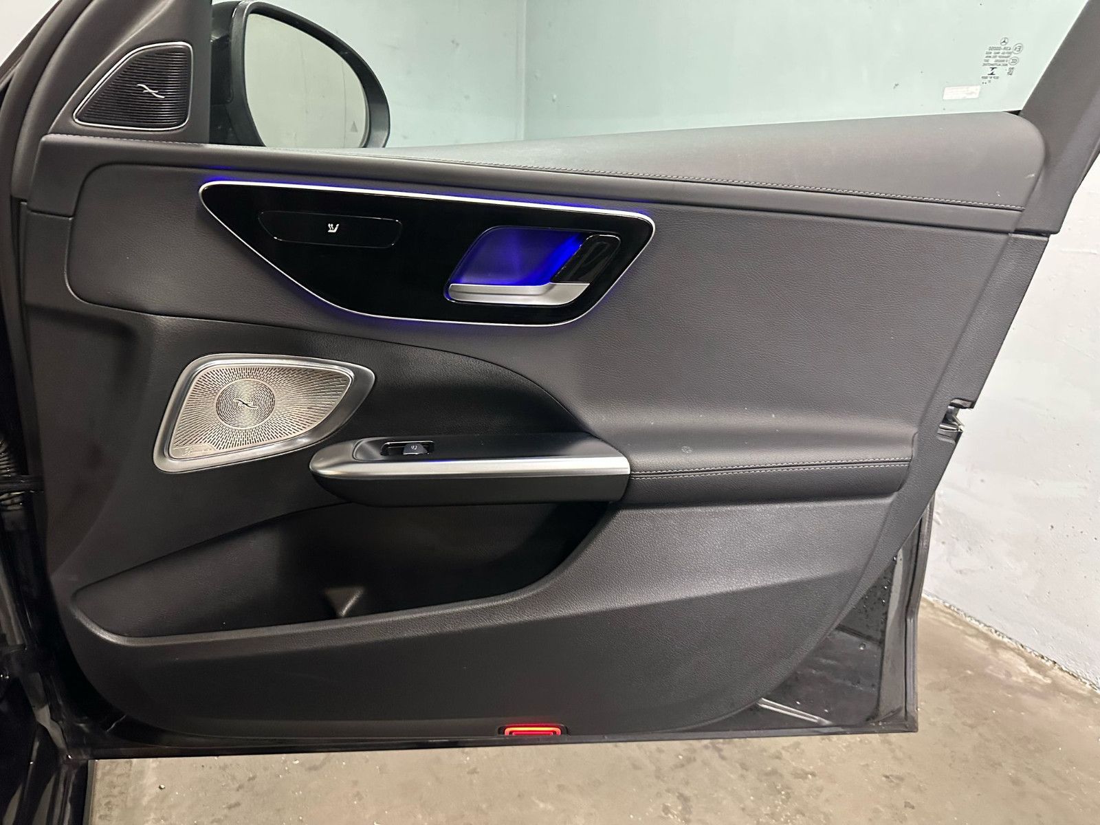 Fahrzeugabbildung Mercedes-Benz C 300 d Autom. AVANTGARDE*NIGHT*AHK*DISTRO*360*