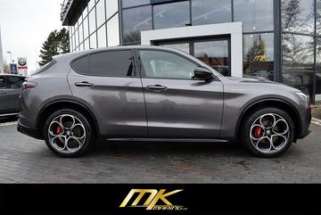 Alfa-Romeo Stelvio - 3
