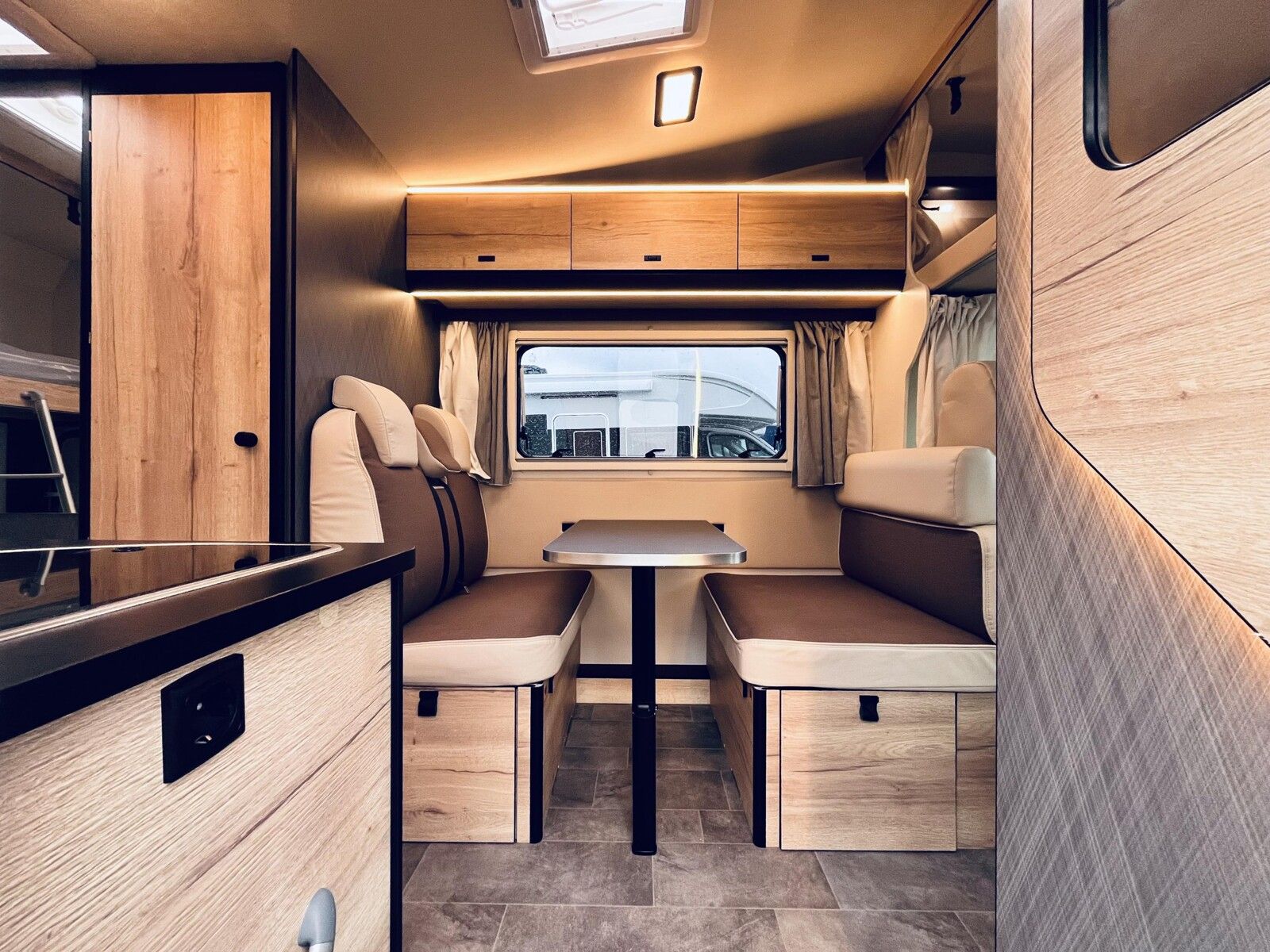 Fahrzeugabbildung XGO Dynamic 27