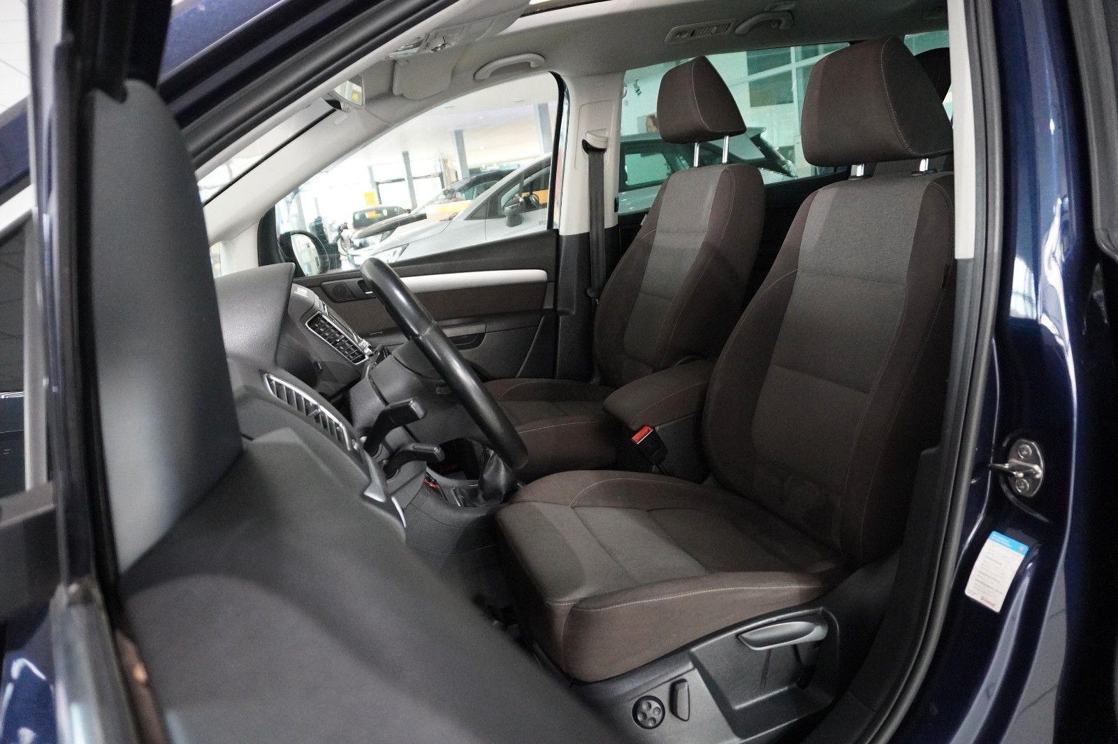 Fahrzeugabbildung Volkswagen Sharan 1.4 TSI STYLE 7-SITZE NAVI/PANO./SPORT/SH