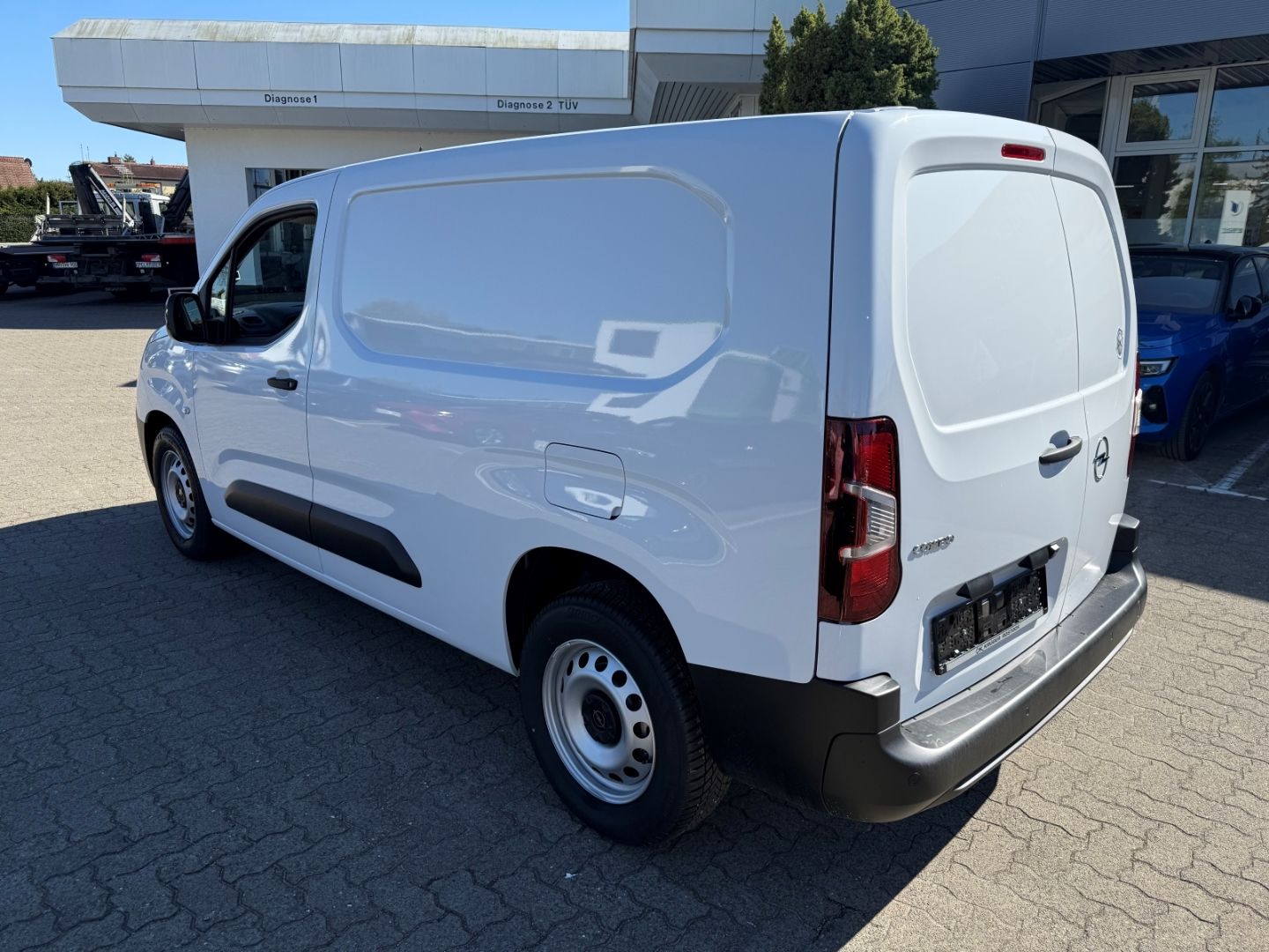 Fahrzeugabbildung Opel Combo Cargo Diesel 1,5 erhöhte Nutzlast XL