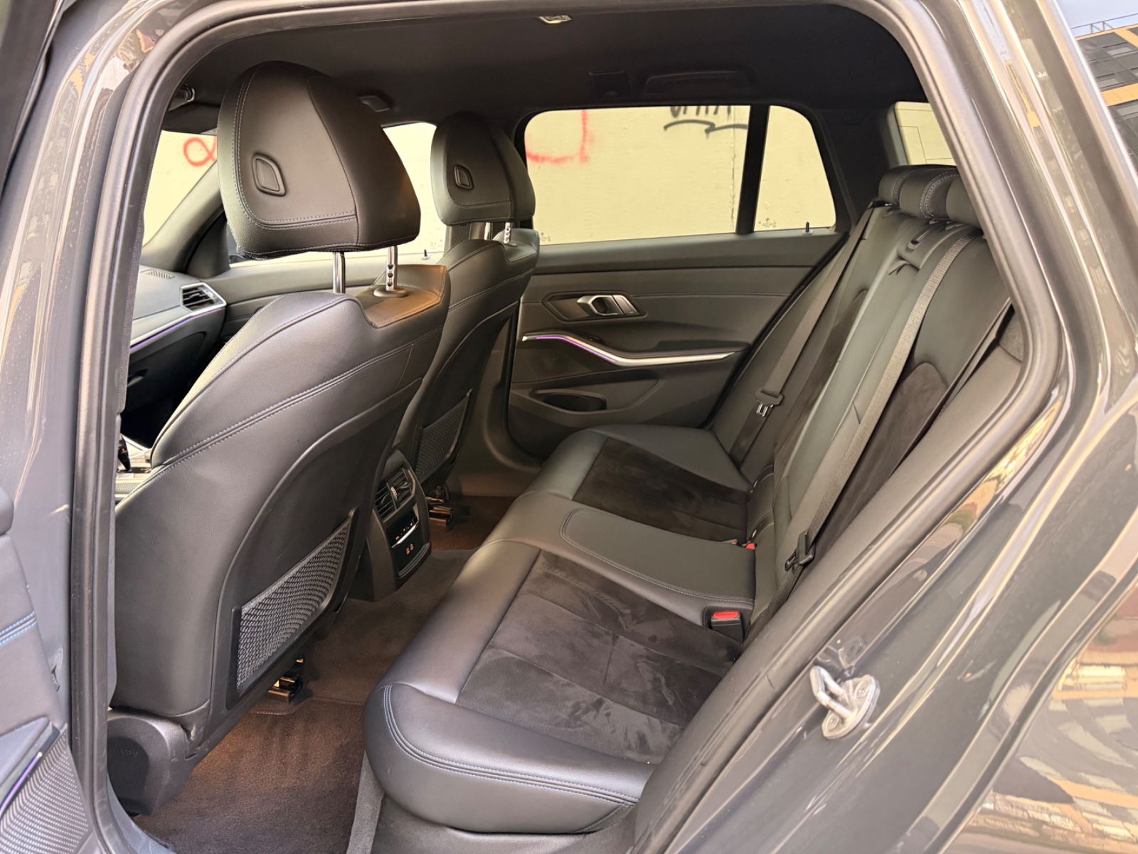 BMW 320 3 Touring 320 d xDrive M Sport foto 16