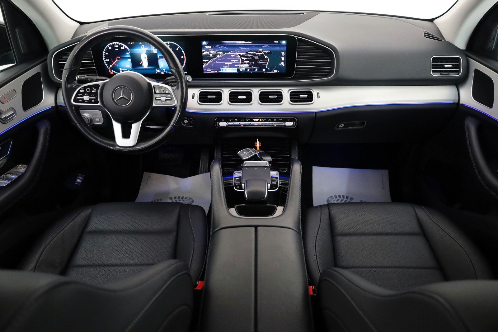 Fahrzeugabbildung Mercedes-Benz GLE 350d 4M AMG Line Leder,Navi,LED,360°,ParkPak