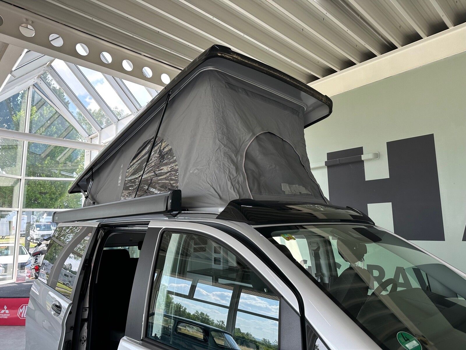 Fahrzeugabbildung VANTourer Urban Prime AHK Aufstelldach ähnlich Marco Polo