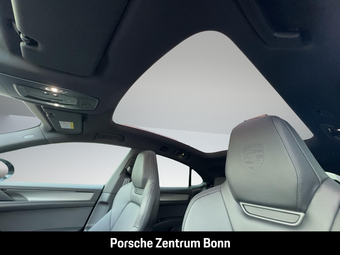 Porsche Cayenne Coupe Electric HA-Lenkung Head-Up BOSE