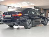 BMW M340 d xDrive SHADOW/HUD/H&K/AMBIENTE/LED - BMW M340d: Automatik