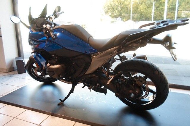 Fahrzeugabbildung BMW R 1300 RS alle Pakete