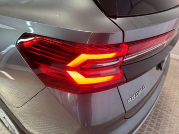 Fahrzeugverkauf 27 Skoda Kodiaq 2.0 TDI 142 kW 4x4 Sel. AHK Navi 19 Zoll