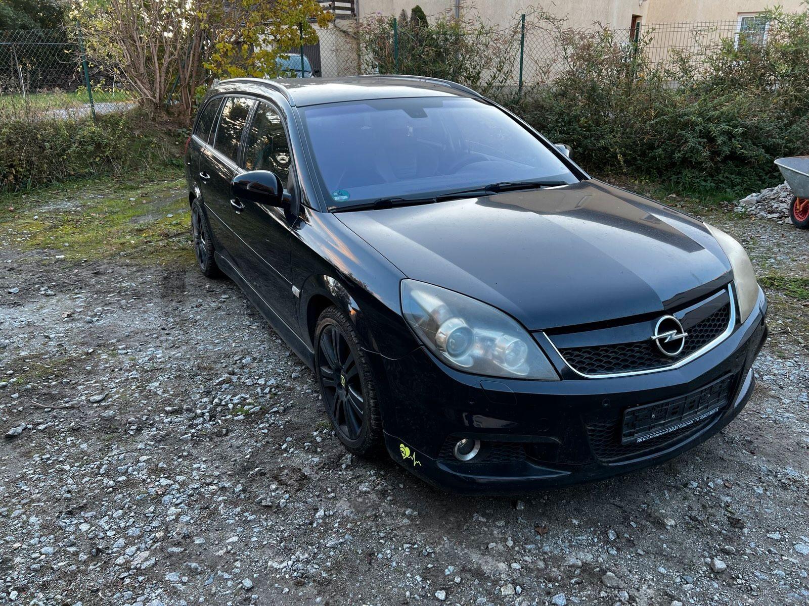 Opel Vectra 2007 — rear view