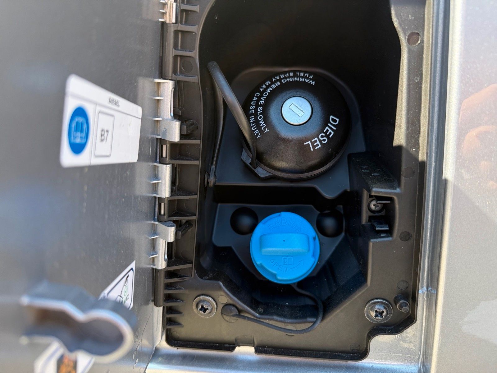 Fahrzeugabbildung Citroën Jumper Kasten 35 L2H2 BlueHDi 140 Automatik
