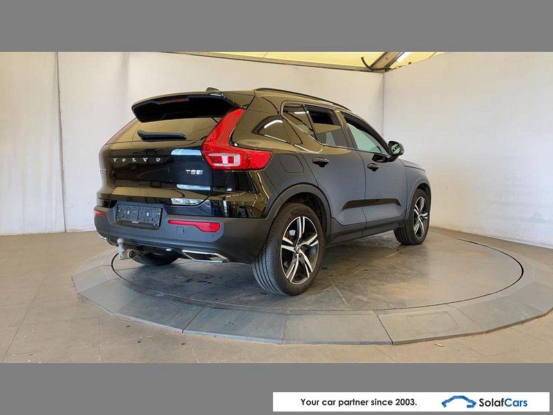 Volvo XC 40 1.5 T5 Plug-In Hybrid R-Design Aut. Pano imagem 3