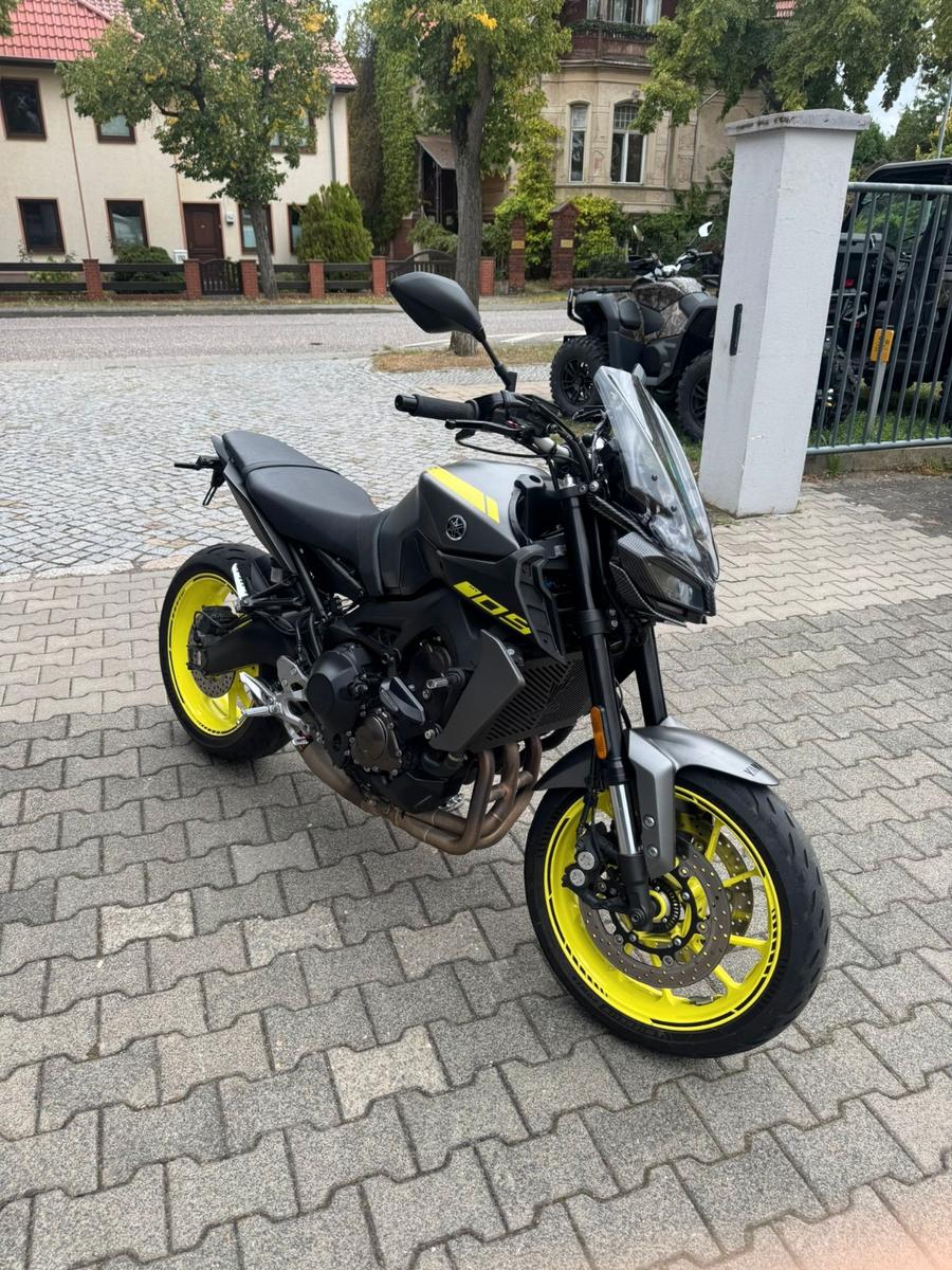 Yamaha MT-09