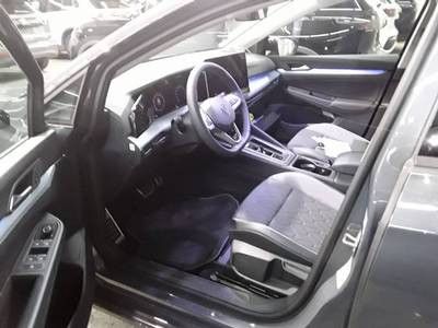 Golf VIII 1.5 eTSI DSG LIFE GOAL LED+KAMERA+AHK+