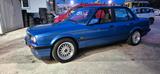 BMW E30 318i 1989 - BMW 318 aus 1989: 318i
