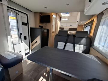 Sunlight Adventure T 67S Hubbett TV +Digital-Paket Solar