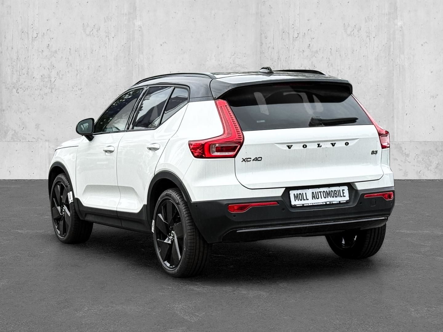 Volvo XC40 B3 B Ultra Black Edition 2WD StandHZG AHK M foto 2