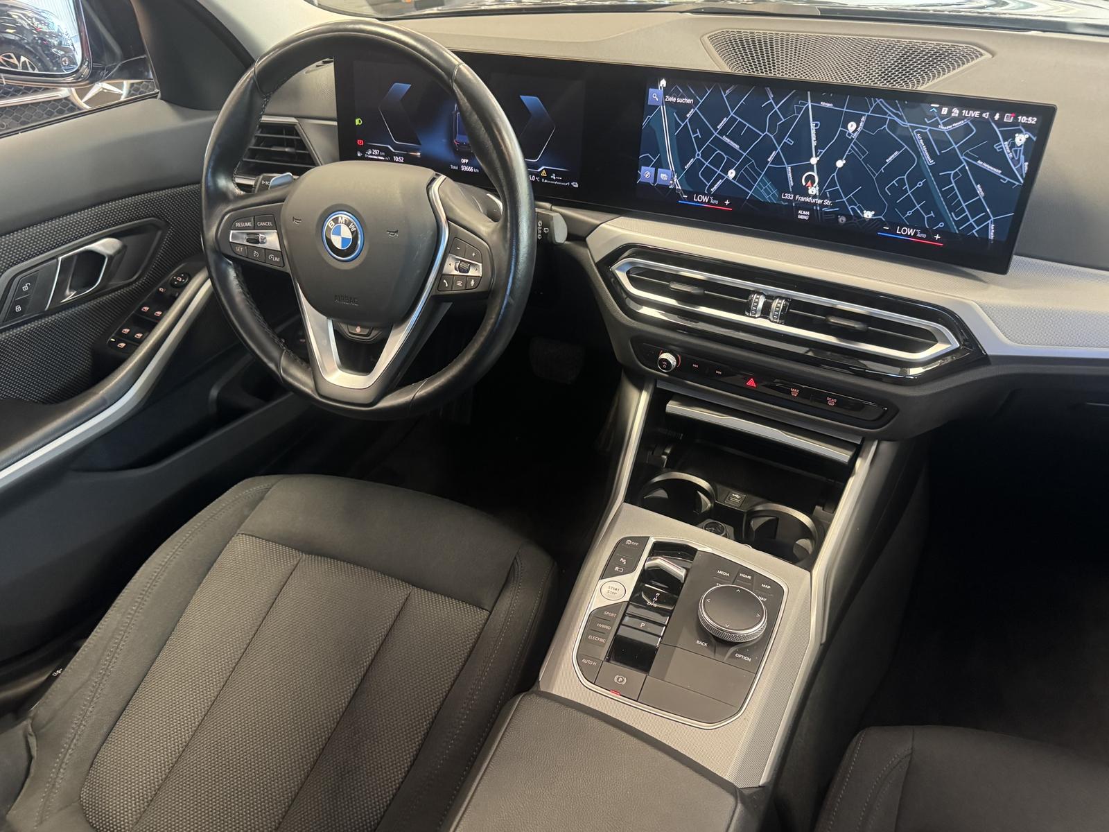 BMW 330 Plug-In*AHK*Live Cockpit Plus*Tempo*SHZ*Navi, миниатюра 11