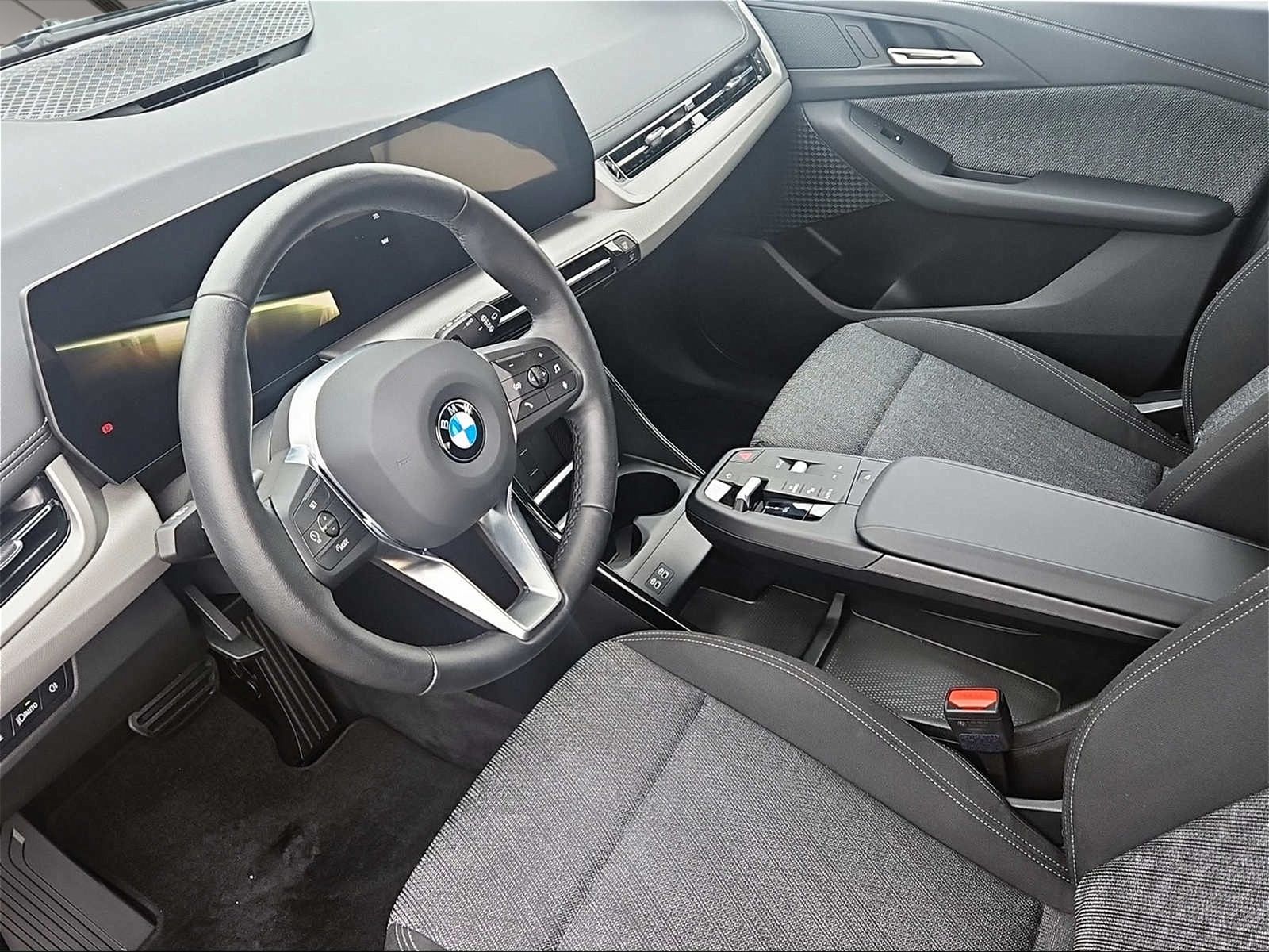 BMW 216 - Bild 4