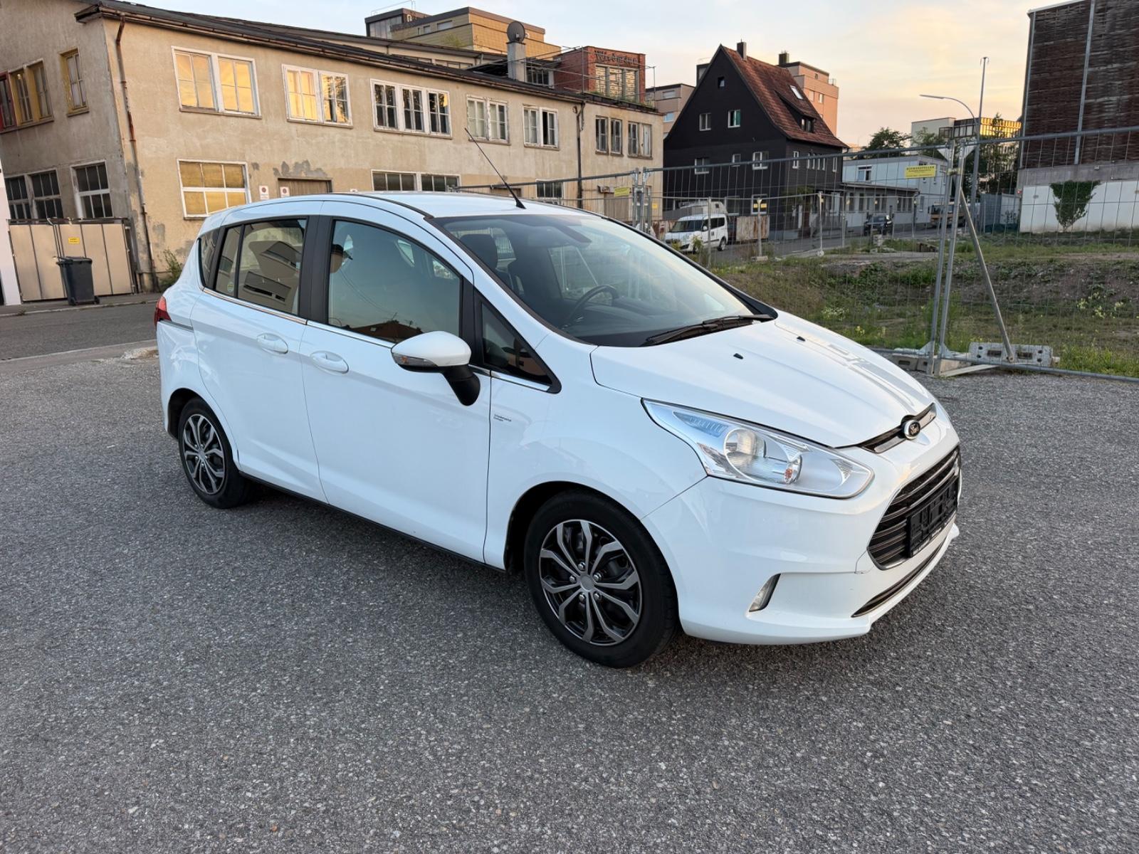 Ford B-MAX 2012 — interior