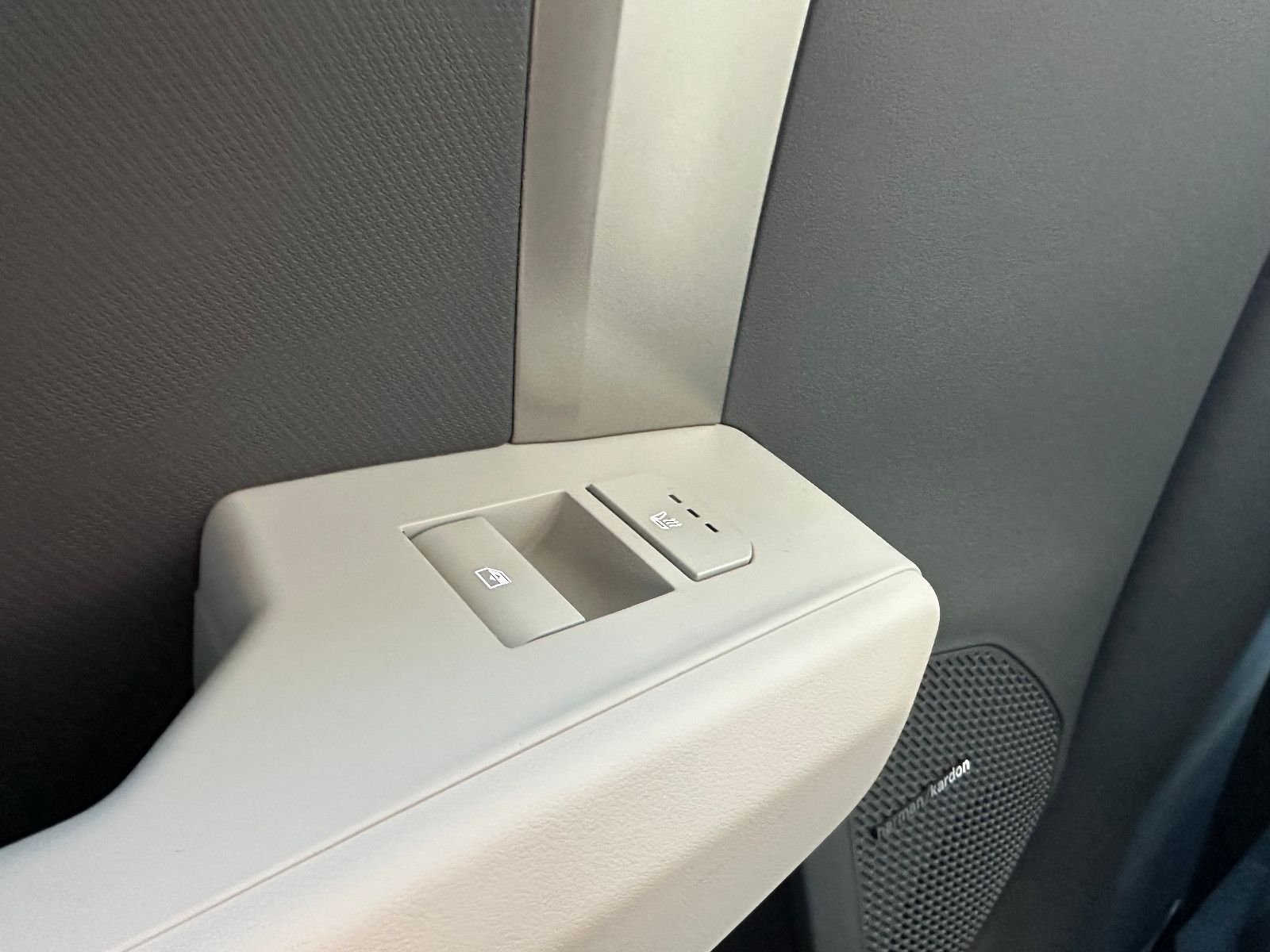 Fahrzeugabbildung Kia EV3  81.4 GT-LINE DWP COM