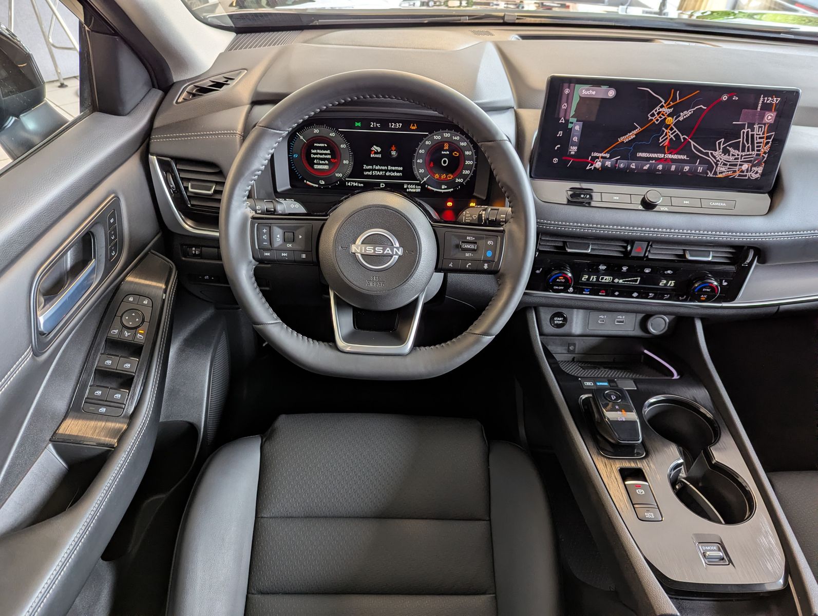 Fahrzeugabbildung Nissan X-Trail 1.5 e-Power N-Connecta ACC 360 Navi 12"