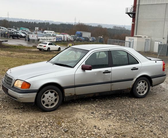 Mercedes-Benz C 180 Lim. Classic *AUTOMATIK*FLÜSSIGGAS*KLIMA*