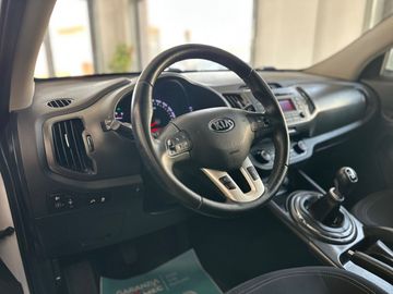 KIA Sportage - 8