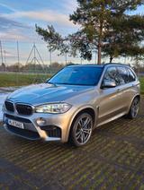 BMW X5 M  - BMW X5 M mit Benzin-Antrieb