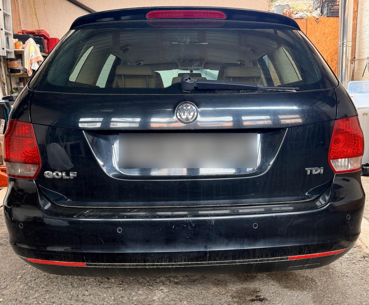 Volkswagen Golf 2008 — rear view