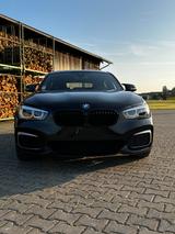 BMW M140i A Special Edition  - BMW M140i: Automatik