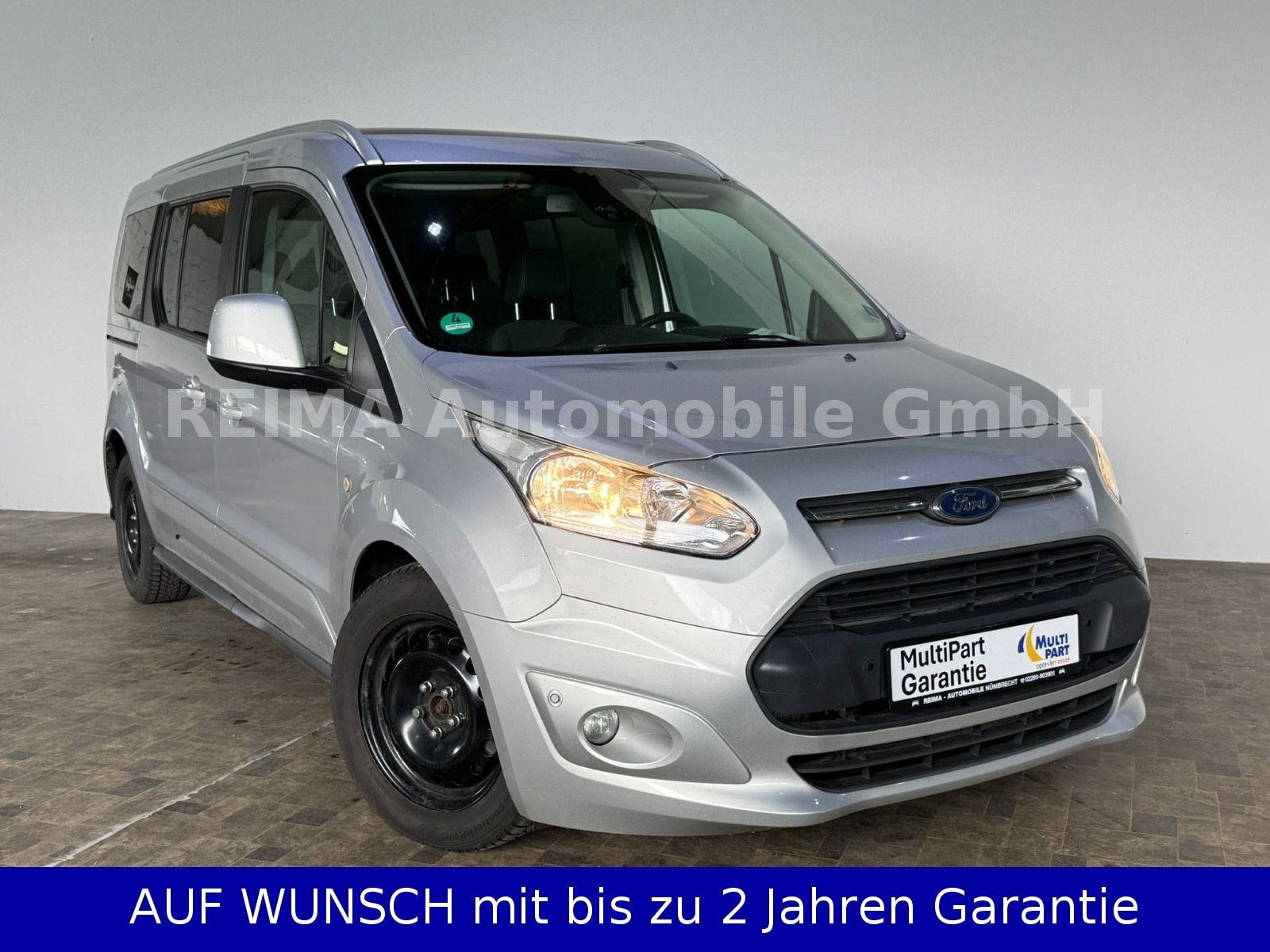 Fahrzeugabbildung Ford Tourneo Connect L2 1,5 D Automatik, Pano, Navi