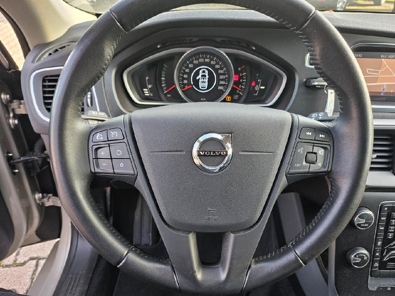 Fahrzeugabbildung Volvo V40 Kinetic