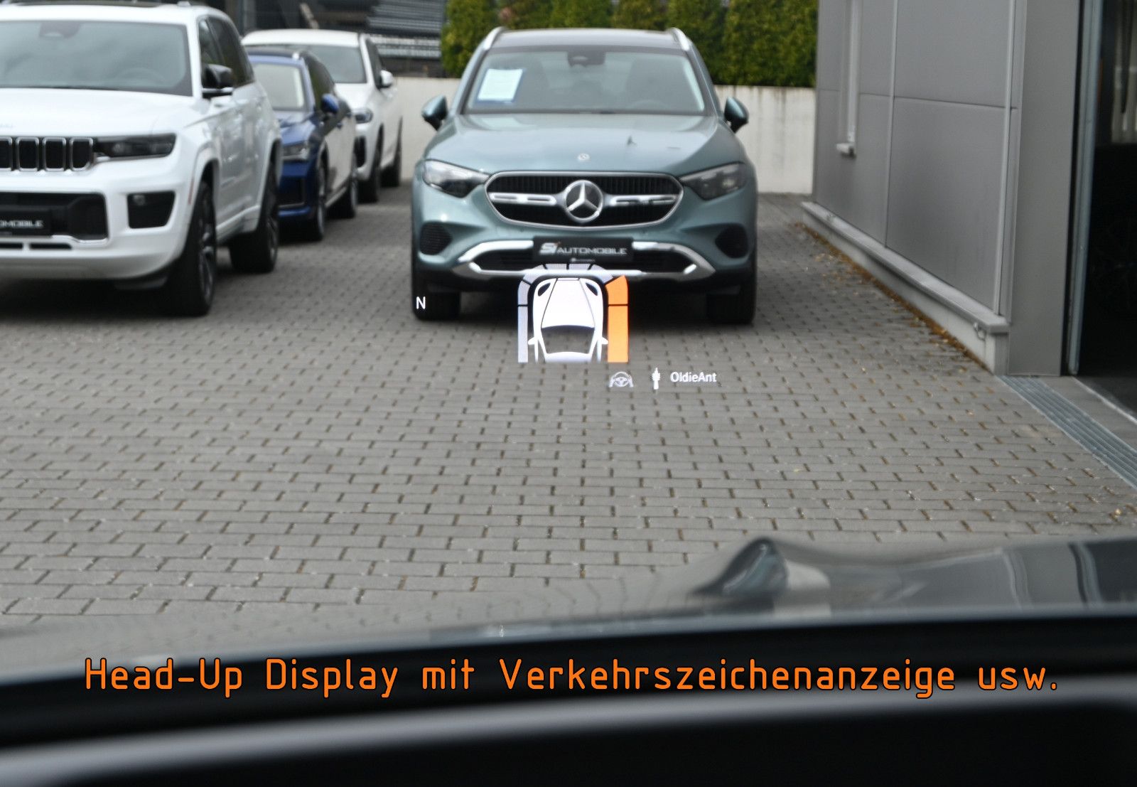 Fahrzeugabbildung Mercedes-Benz GLE 350 de 4MAT. AMG + NIGHT °ACC°AHK°PANO°HUD°