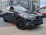 BMW X5 xDrive 30 d Sitzh. Klimaaut. PDC. Navi. BT. - BMW X5 Gebrauchtwagen in Wiesbaden