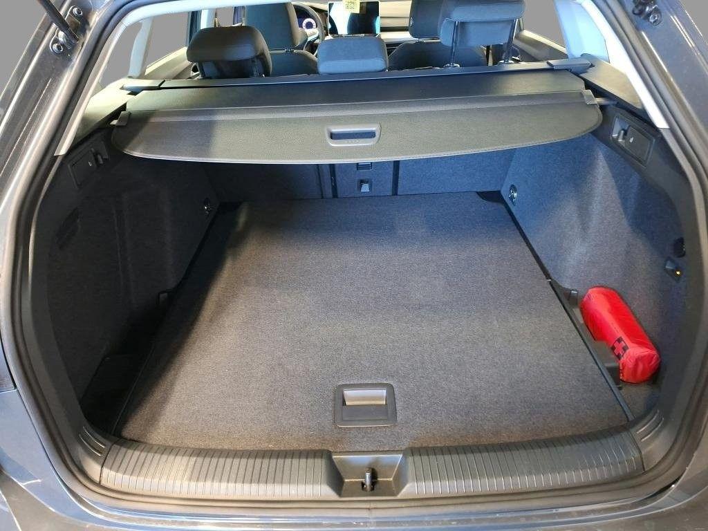 Volkswagen Golf VIII Variant 1.5 eTSI Life AHK Navi LED SHZ, миниатюра 6