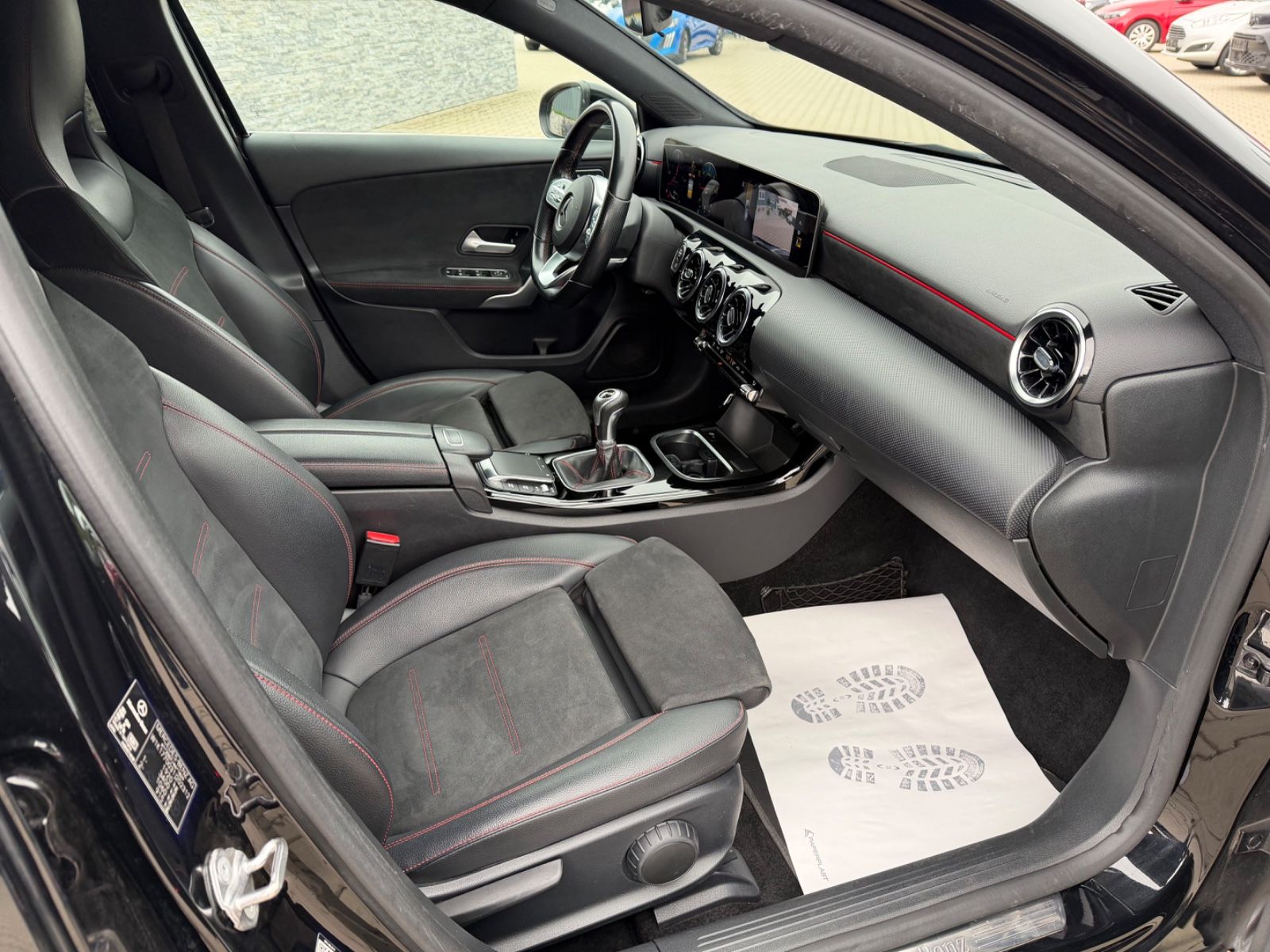 Fahrzeugabbildung Mercedes-Benz A 180 d°AMG Line°Kamera°LED°Navi°Shz°